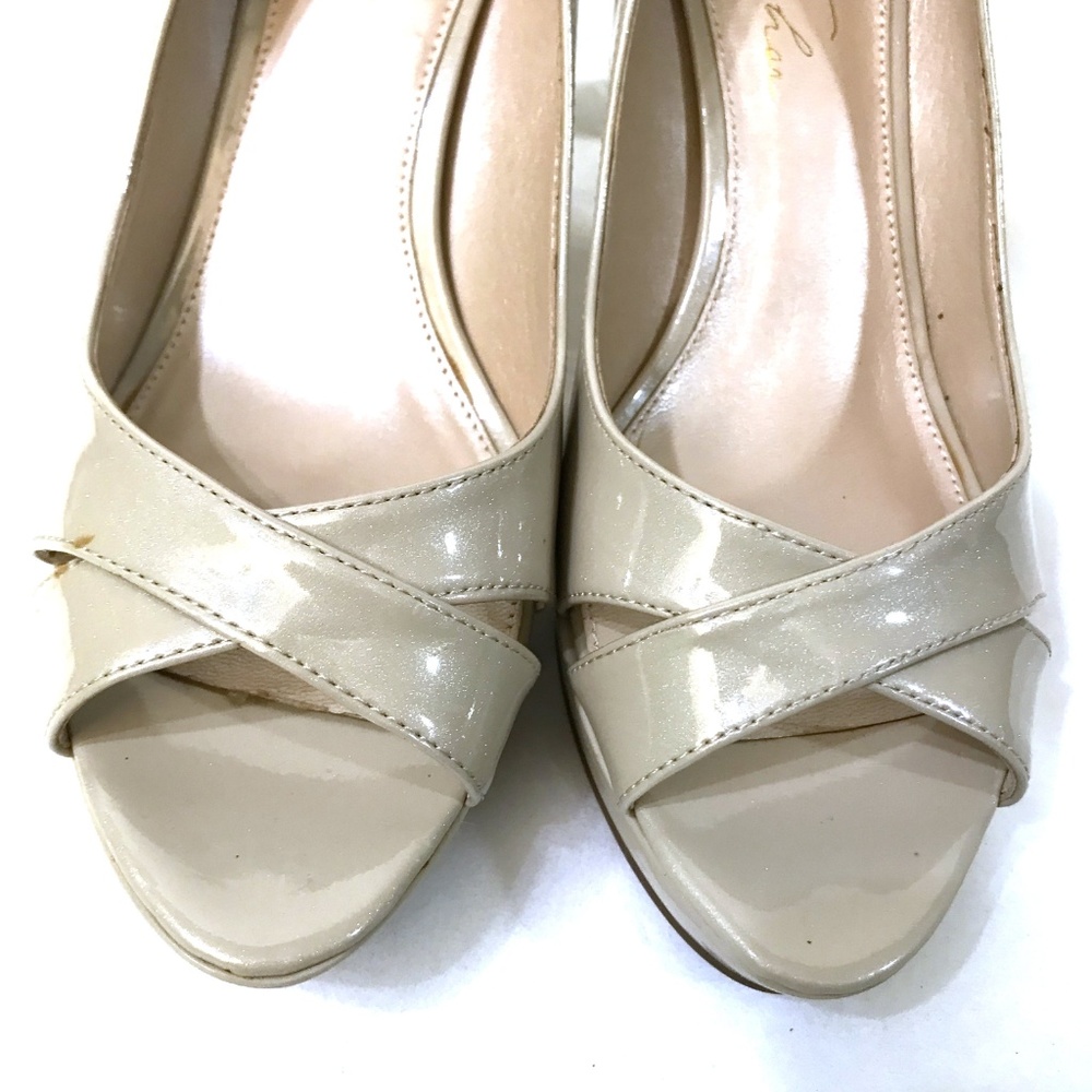 ✨ Step Up Your Style! Nude Peep-Toes Shoes, Size 9.5